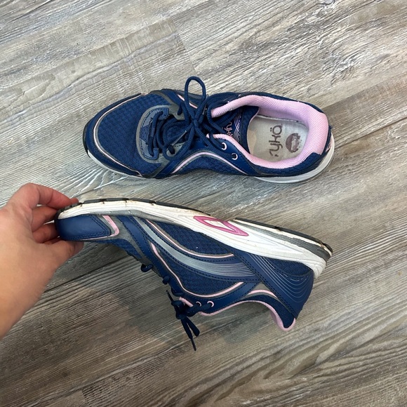 Ryka Navy and light pink Sneakers 7.5 - Picture 5 of 9